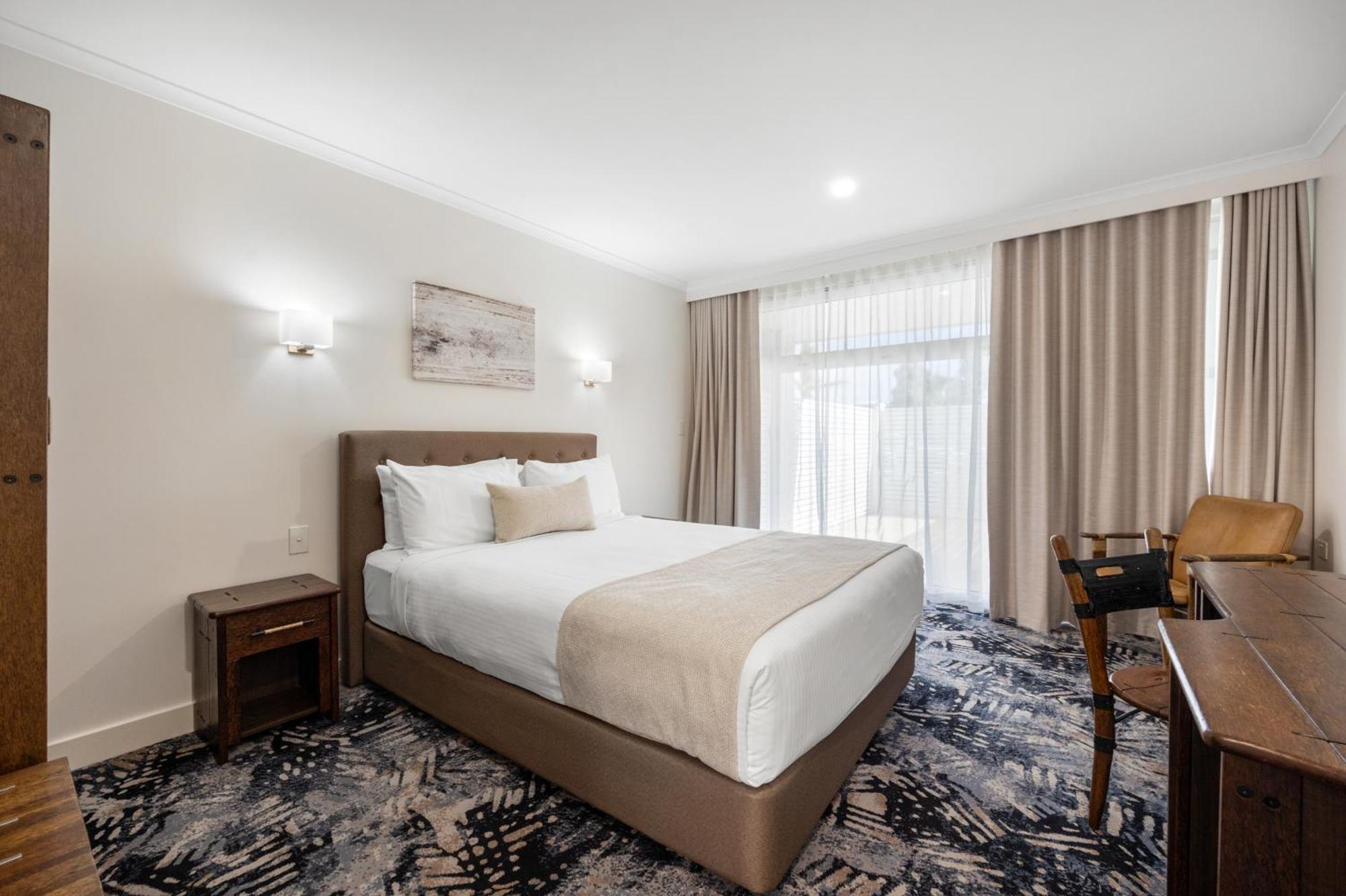 Best Western Adelaide Airport Экстерьер фото